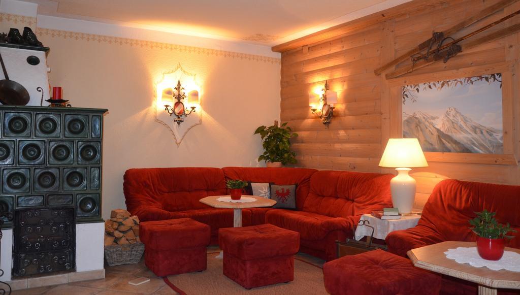 Hotel Pettneuerhof Pettneu am Arlberg Εξωτερικό φωτογραφία